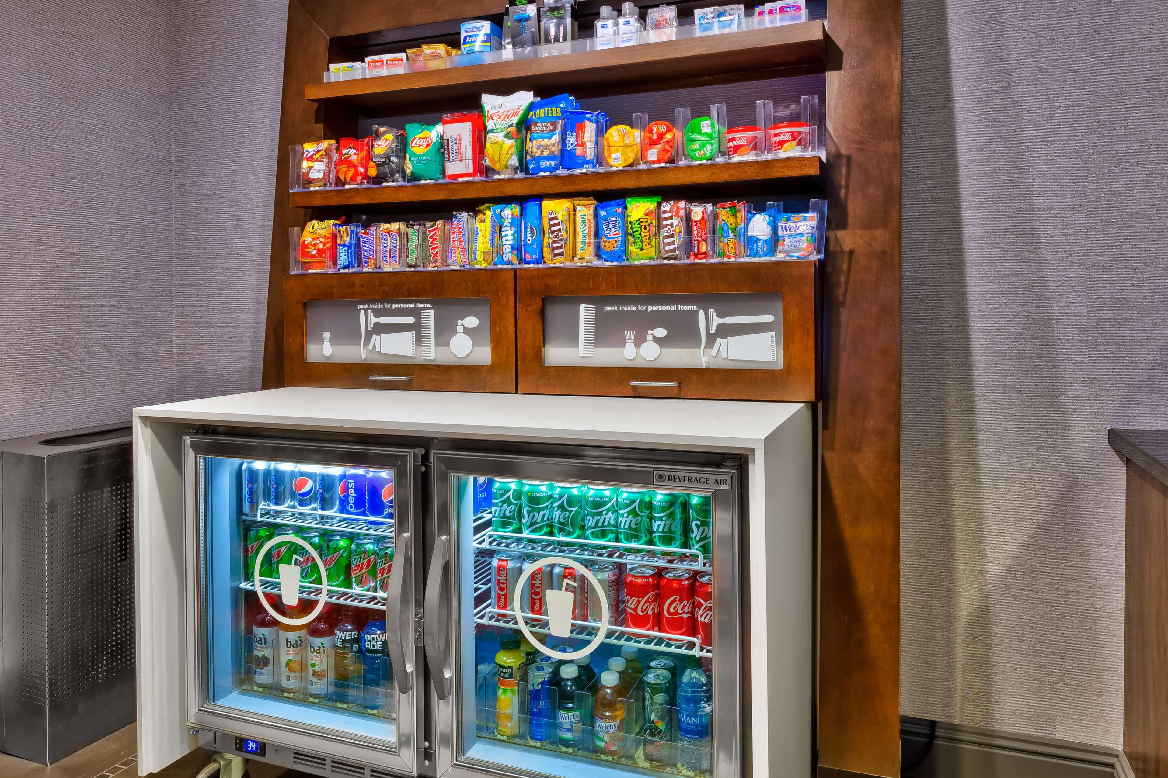 特拉弗斯城汉普顿旅馆酒店 外观 照片
